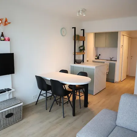 In With Stunning Sea Views Διαμέρισμα *