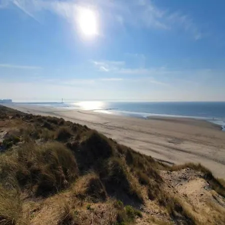 In With Stunning Sea Views